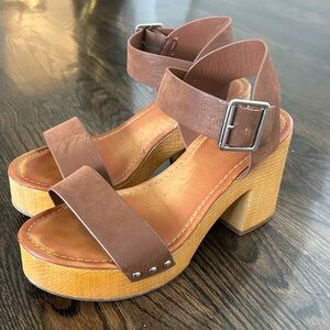 Women’s Brown Platform Heels